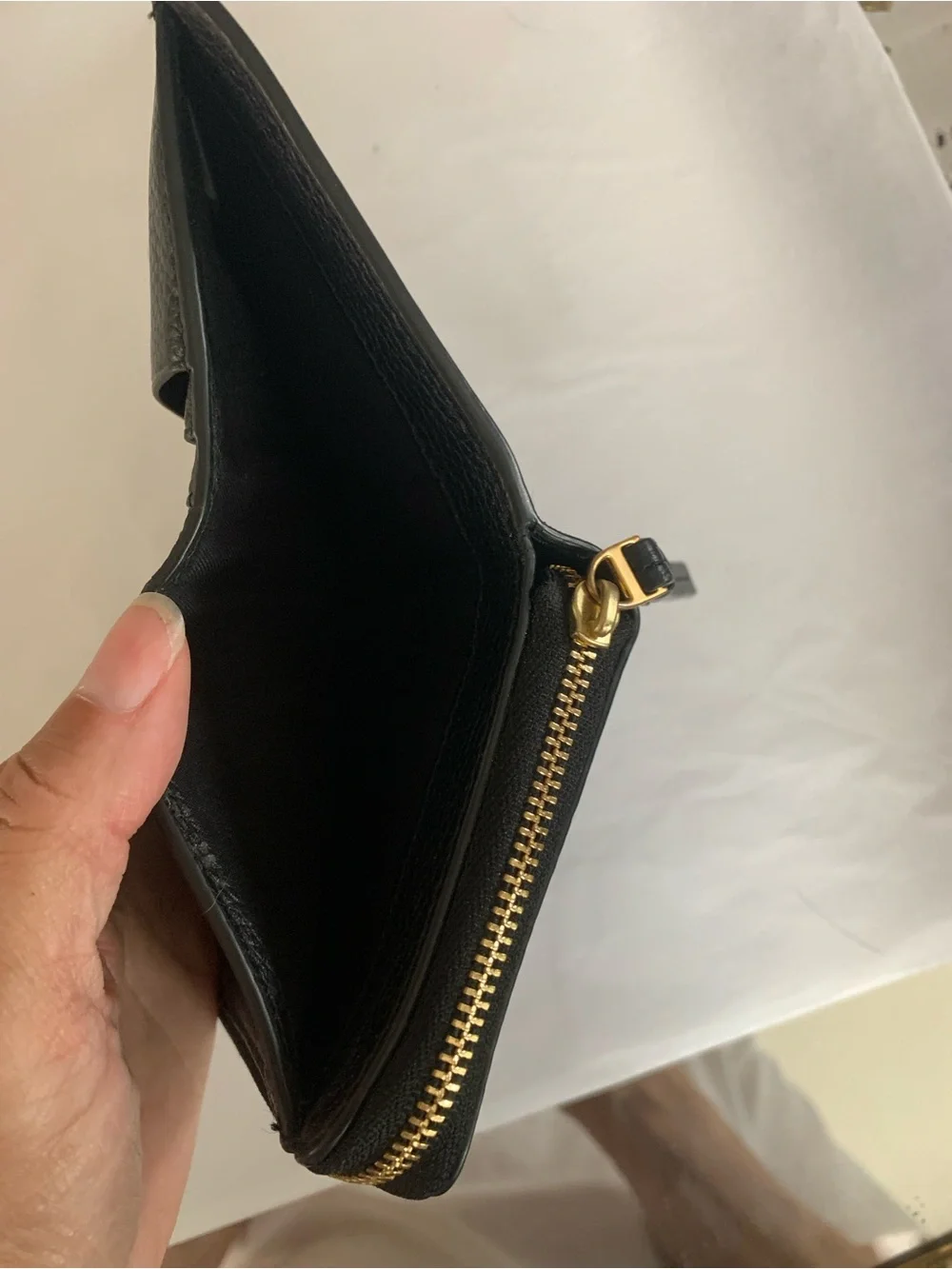 Tory Burch Black Pebbled Leather Zip Card Case with Logo